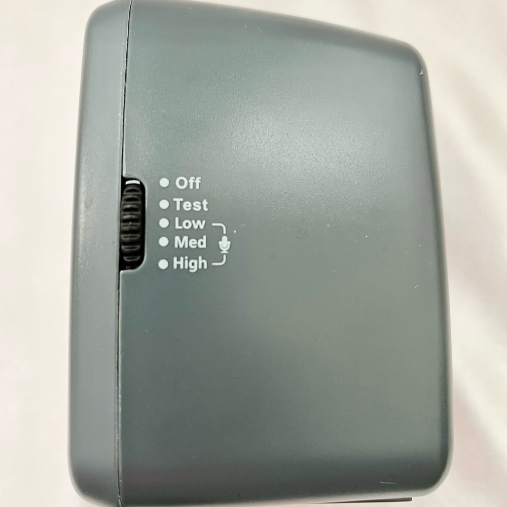 First Alert Bark Genie Automatic Bark Control Device - Picture 4 of 9